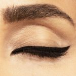 lapiz-delineador-vogue-resist-en-gel-1-2-gr