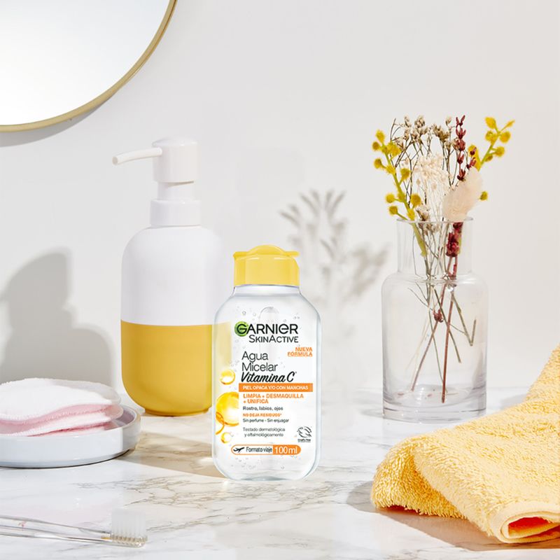 agua-micelar-express-aclara-frasco-x-100-ml-loreal