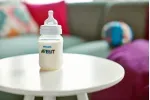 Biberón Anticólico x9 onzas marca Avent